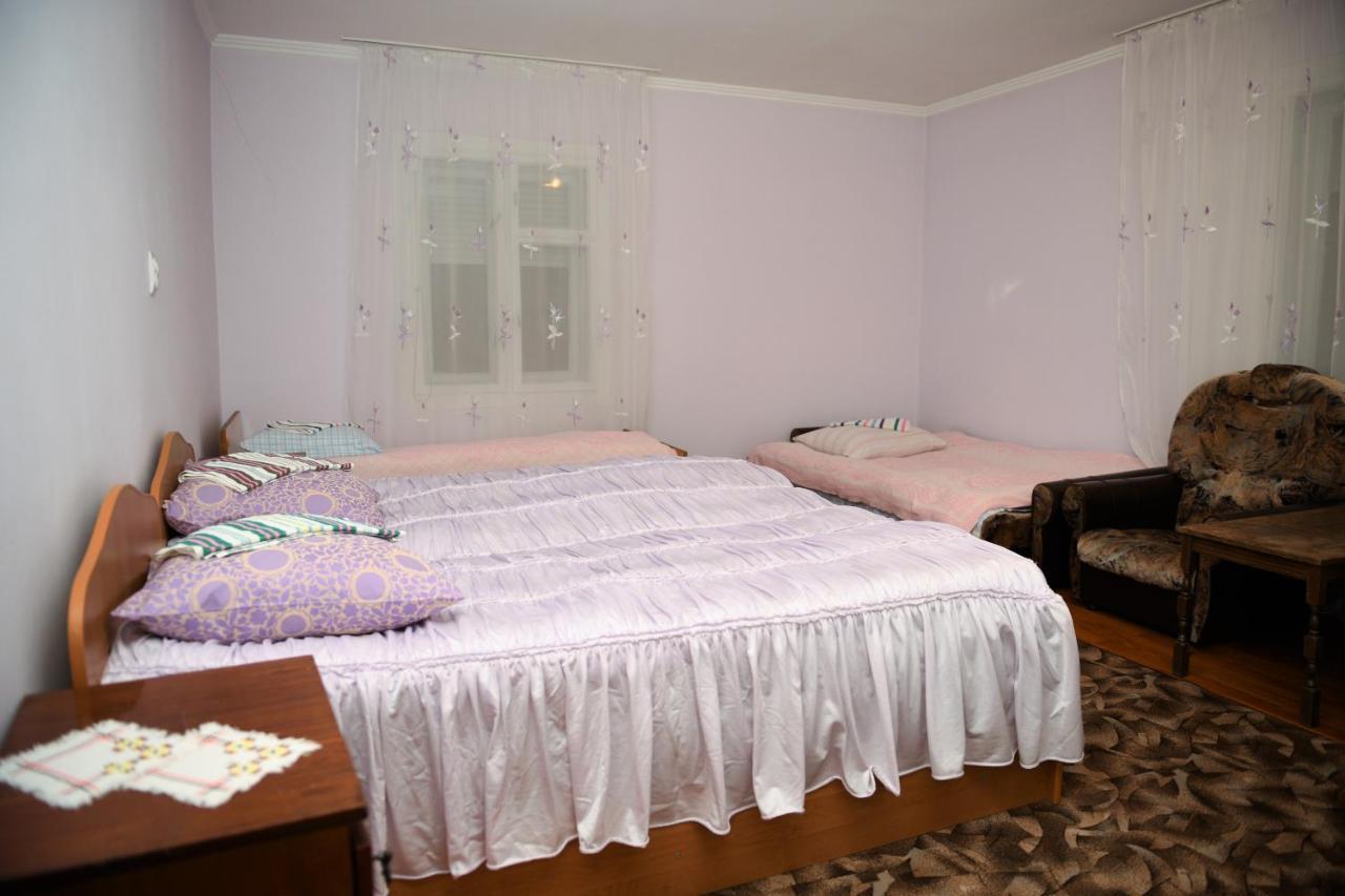 Hotel Гостинний Двір Євгенія Mizhhirya  Esterno foto