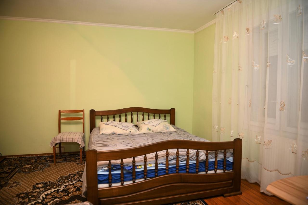 Hotel Гостинний Двір Євгенія Mizhhirya  Esterno foto