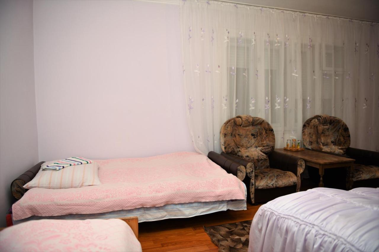 Hotel Гостинний Двір Євгенія Mizhhirya  Esterno foto