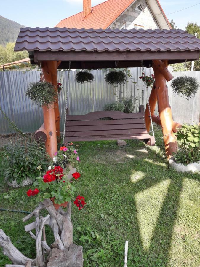 Hotel Гостинний Двір Євгенія Mizhhirya  Esterno foto